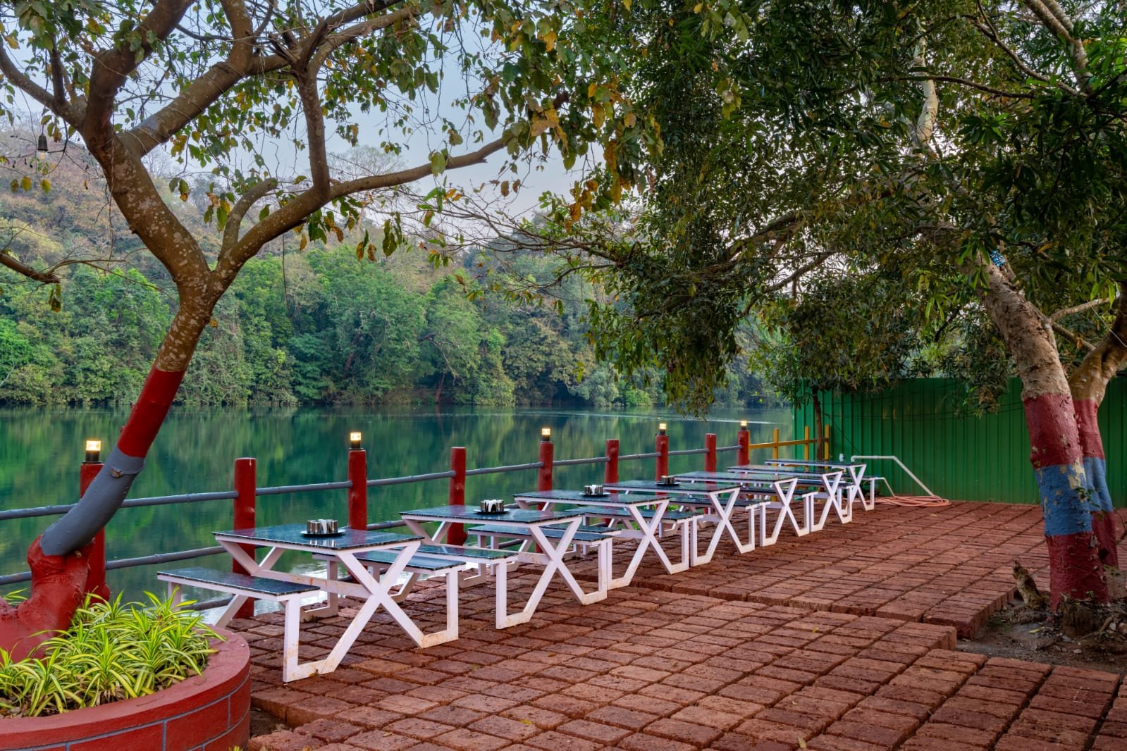Riverside seating along the Kali River at Nadi Teera Dandeli